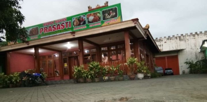 RUMAH MAKAN PRASASTI