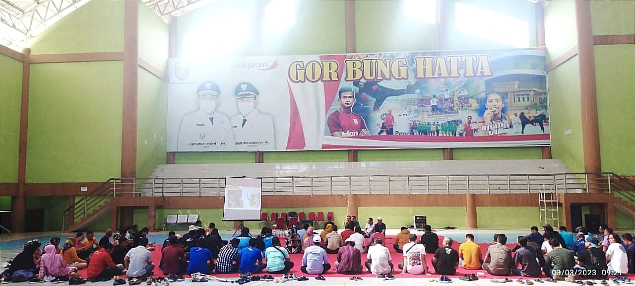 KEHEBOHAN PESERTA DAN SALING LEMPAR, WARNAI TECHNICAL MEETING PERSIAPAN EVENT BENTENG PENDEM FEST 2023 DI GOR BUNG HATTA NGAWI