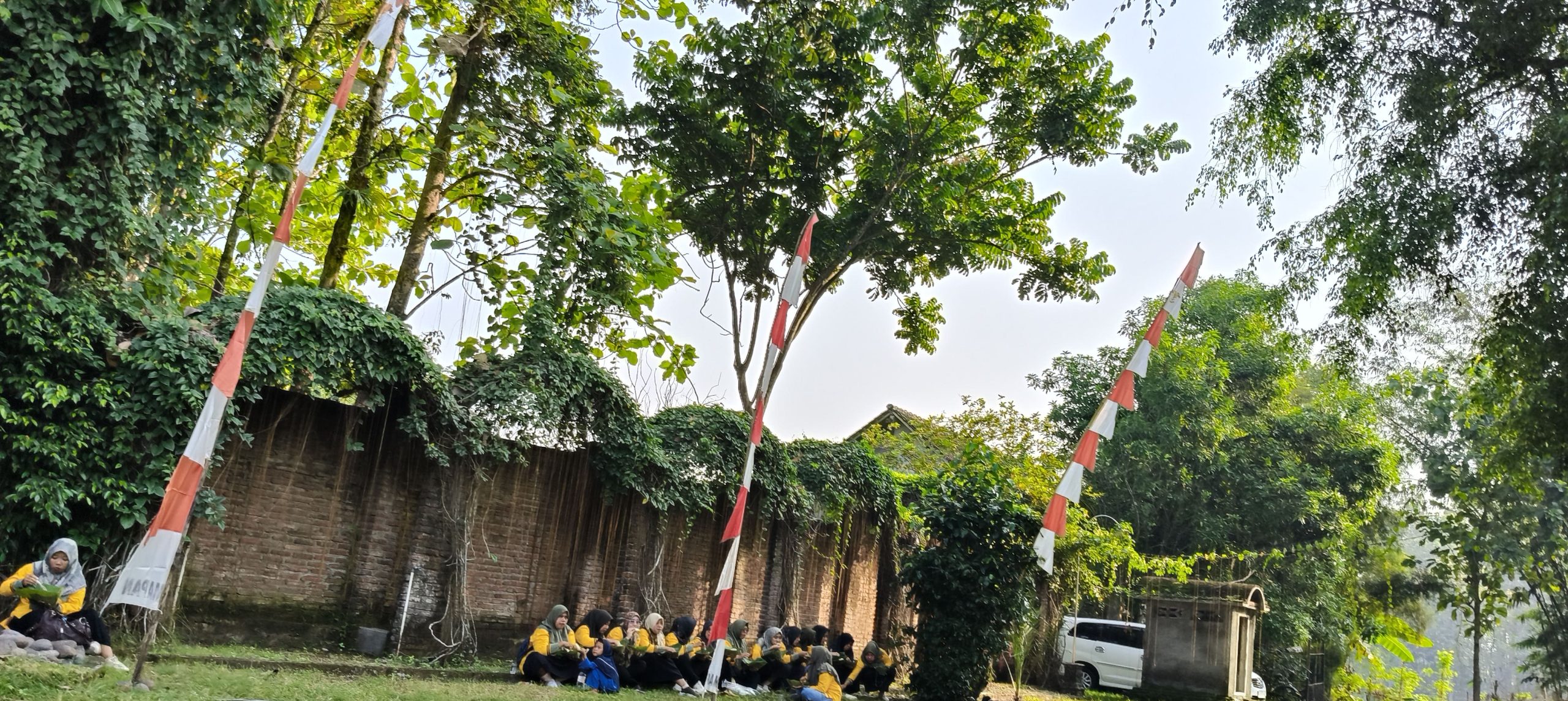 Antusiasme Warga Gerih Warnai Roadshow Senam Perwosi 2025 di Taman Wisata Sulur
